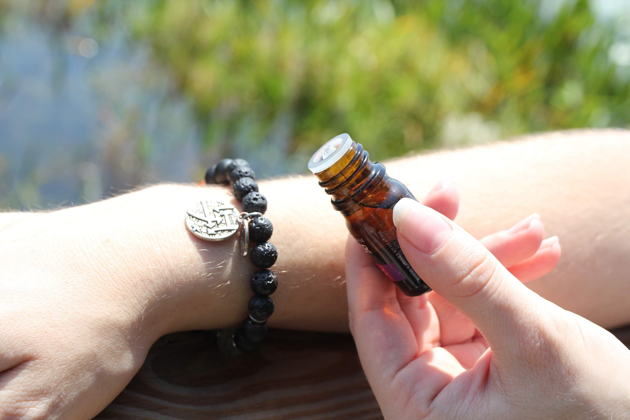 Shungite, Essential Oil Diffuser and Chakra Bracelet – Aromatherapy | 5G EMF Protection | 100% Authentic - Karelia Creations