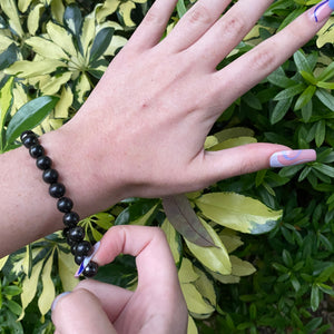 Shungite bracelet is made with elastic for easy wearing and fits the average adult wrist of 7.5in