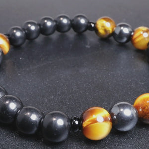 360 degree view of the tigers eye bracelet